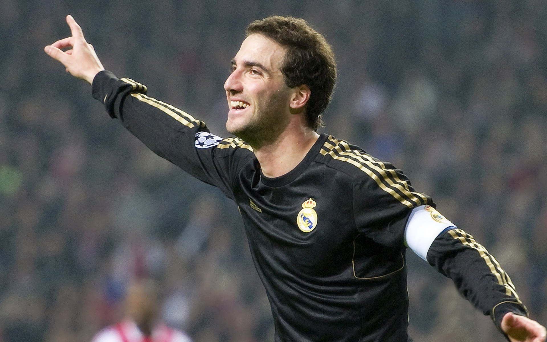 三届DPOY沦落到亚洲联赛,只为圆一个梦?,dpoy历届